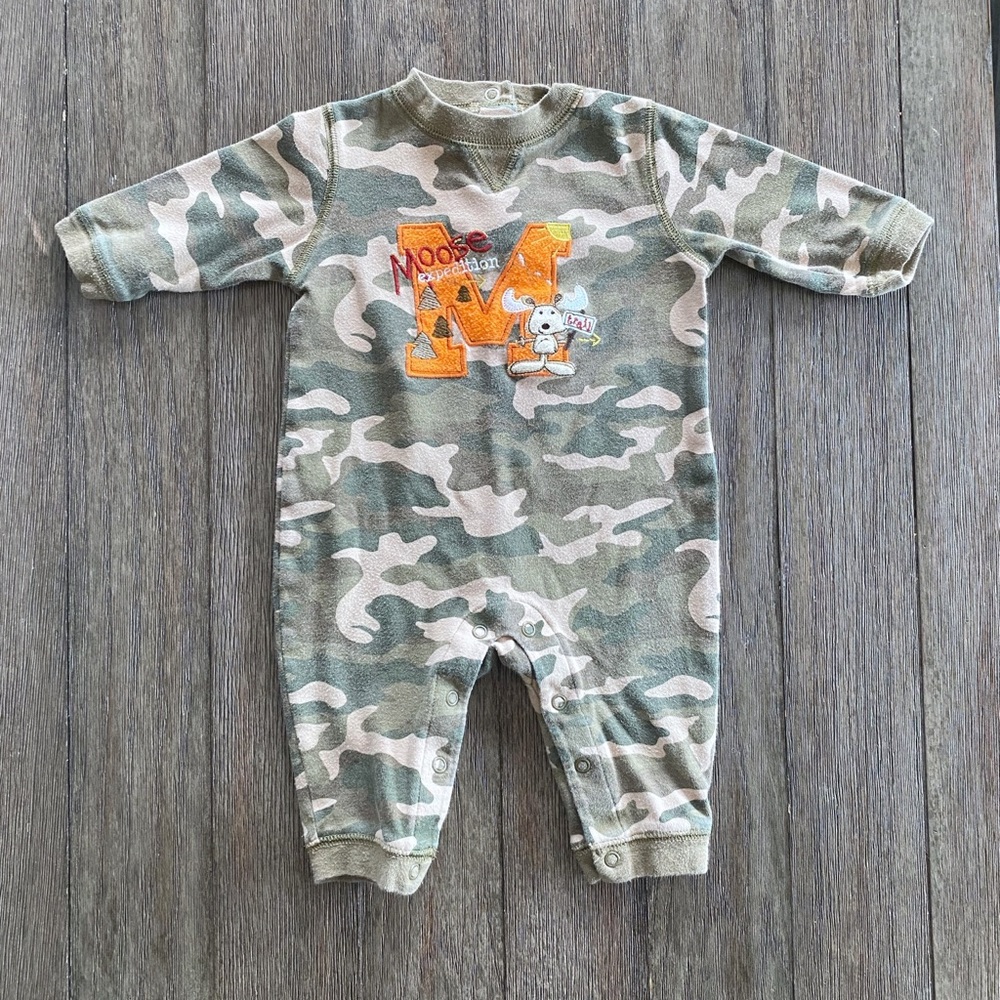 4/$10 Camo Jumping Beans baby boy one piece outfit